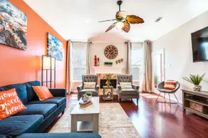 🏡Large Luxury near Lake⭐️Home Gym⭐️ Cinema+ Gameroom - Image 2