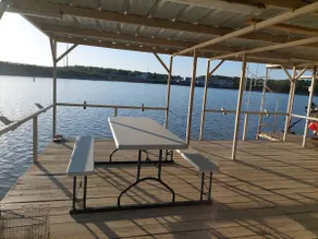 Cozy Home on Lake Brownwood - Image 4