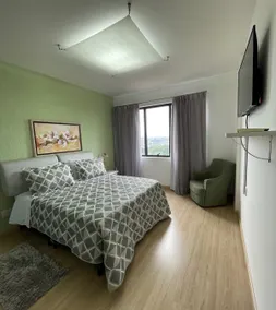 Charming flat, great location. - Image 2