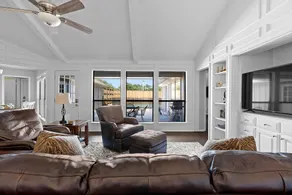 Fabulous 4-Bedroom Home with Pool, Dog-Friendly ! - Image 2