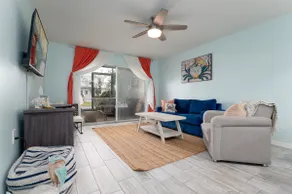 Pelican Inlet 2 Bedroom Condo Steps from the Beach - Image 3