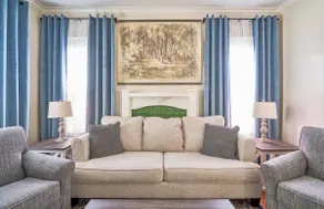 Close to Downtown - Colleges - Coliseum - Tanger - Image 2