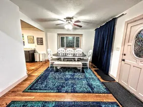 Charming City Cottage - 3 King Beds! Fiber Wifi! - Image 5