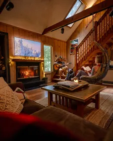 Mt Snow Chalet: Peaceful Escape w/Hot Tub - Image 5