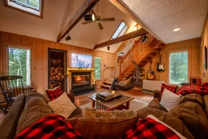 Mt Snow Chalet: Peaceful Escape w/Hot Tub - Image 4