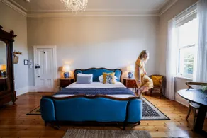 Romantic 1 BR APT short stroll to cafes & beaches - Image 2