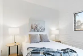 Cute Townhome with Community Pool 5 mins to TMC - Image 5