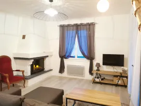 Beachfront house with garden for 4 people - Image 2