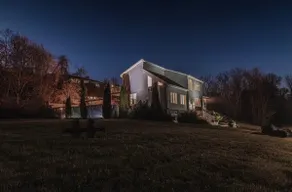 Hamptons on the Hudson in South Saugerties - Image 3