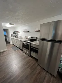 Main Street Escape- 1 Bdrm Downtown & Mins to PU - Image 5