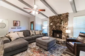 Spacious 3BR retreat w/ pool & game room - Image 3