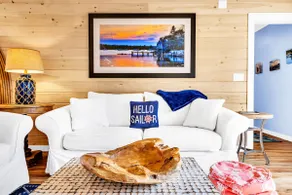 Luxury 5 BR, 4.5 BA walk to town, close to beach - Image 4