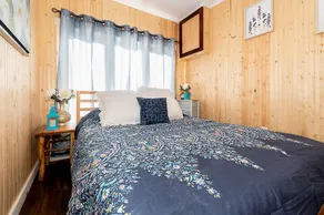 Jolly Tom's - Charming 2-Bedroom Cabin - Image 2