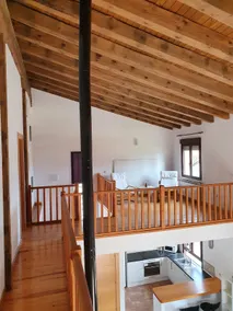 Country house in natural surroundings - Image 2