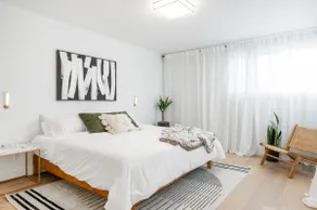 The White House -A Luxury Mega Condo 3 mins to DT - Image 2