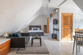One of a Kind | Huge Terrace | Rooftop Views! - Image 4