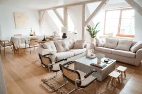 Birch Living: central & new 3-BR design apartment - Image 4
