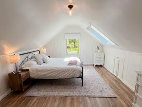 Comfy Warwick Home with Great Outdoor Space - Image 3