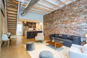 Inventors' Loft Stay in the Heart of it All - Image 3