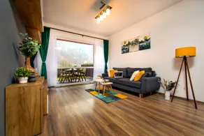 Home & Garden with stunning view - Image 2