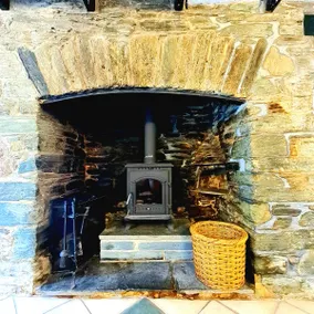 Ta Mill Cottages & Lodges - Pump Cottage - Image 2