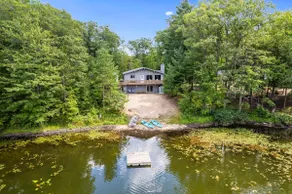 5 STARS! LAKE FRONT! NEW DOCK! Large, clean  & spacious! Book 2026 NOW! - Image 4