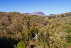 Charming Riverside Cottage in Snowdonia National Park - Image 2