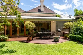 Bishops Garden Retreat - Image 2