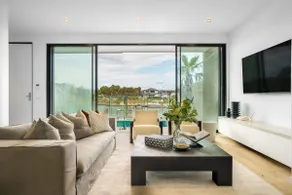 Waterfront at Martha Cove - Premium Poolside Luxury - Image 2