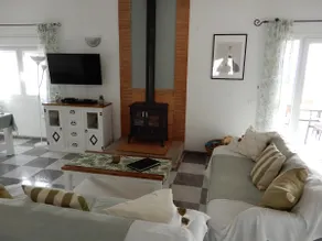 Casa 23, Detached Villa, Private Pool Lake Vinuela - Image 4