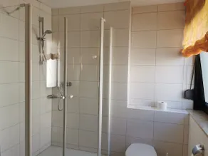 Beautiful serviced apartment 56 with balcony - Image 3