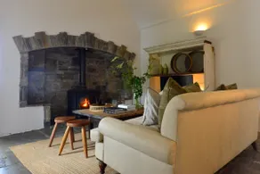 Russells Cottage - Image 2