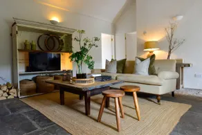 Russells Cottage - Image 3