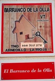 Barranco de la Olla (Apt. Tomillo), in Arnedillo. - Image 5