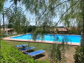 Lovely place with a pool - Image 3