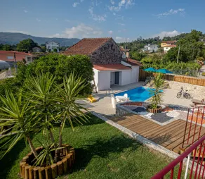 Villa with swimming pool, near Sistelo and Ecovia do Vez - Image 5