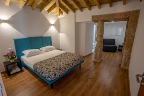 Villa with swimming pool, near Sistelo and Ecovia do Vez - Image 3