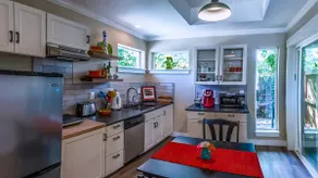 C Street Station Cottage - Image 3