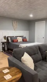 Private, roomy studio with bed swing on porch - Image 2
