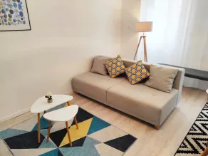Cozy house with garden in the heart of the city - Image 3