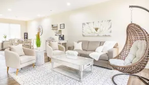 La Fleur, Exquisite New Home Close To The Ark. - Image 3