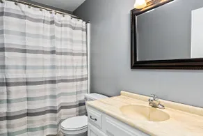 WOOD'INN 2 - Comfy 2BD close to DT Peoria - Image 5