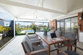 Pool house on the canal, private Jetty, Wifi - Image 5
