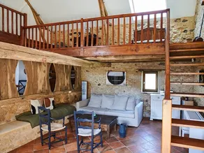 Charming house with private pool - Image 4