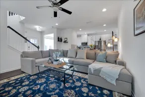 Luxury 3 Bedrooms | 2 Kings & 1 Queen-Dreamy Beds - Image 2