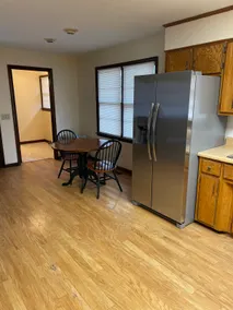 Home Near YH College, Crane Creek Vineyards, Lake - Image 4
