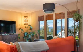 Lakeview Historic Getaway | Hot Tub & Coffee Bar - Image 4