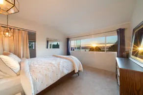 Lakeview Historic Getaway | Hot Tub & Coffee Bar - Image 3