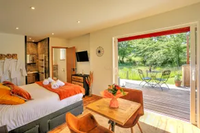 Gîte L’Escapade pour 2 avec spa privatif - Image 3