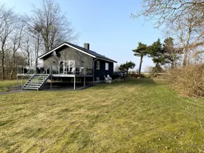 Holiday home by lake and river - Image 2